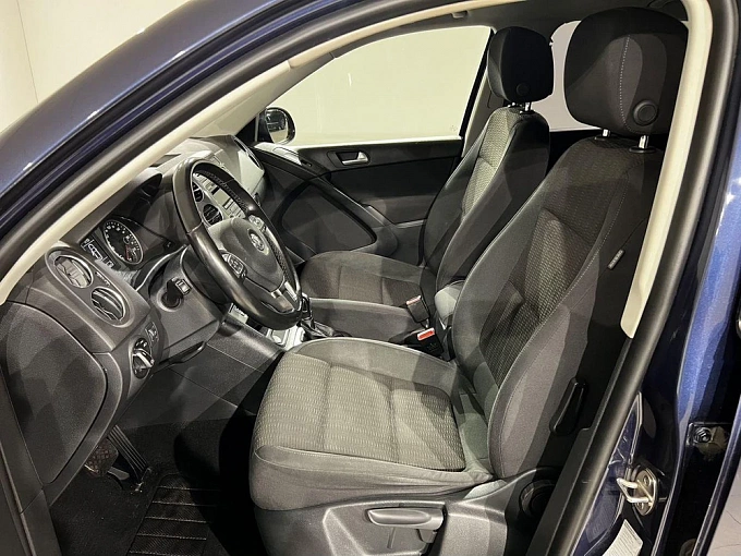 Tiguan Sport&Style 2.0 AT 4WD (170 л.с.) фото 10