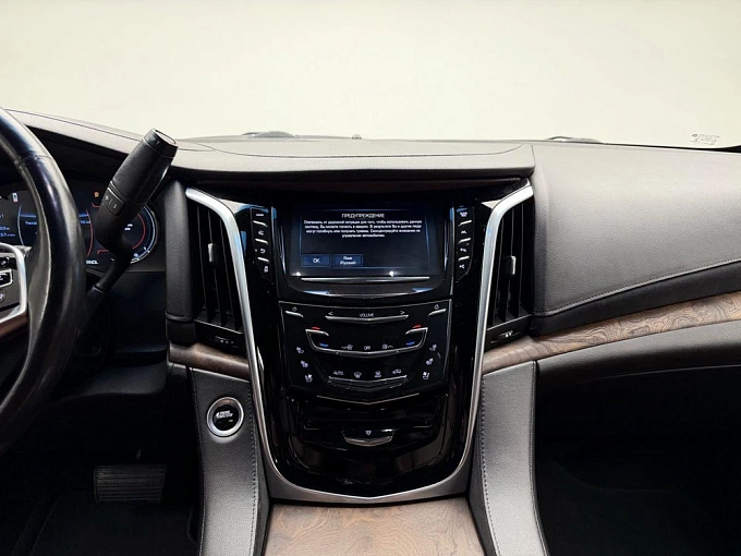 Escalade Premium ESV 6.2 AT 4WD (426 л.с.) фото 24