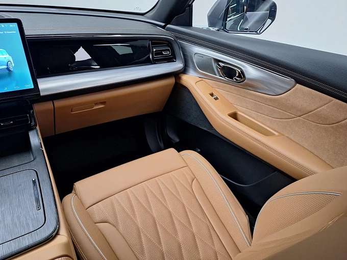 GS8 GX Premium 2.0 AT 4WD (231 л.с.) фото 10