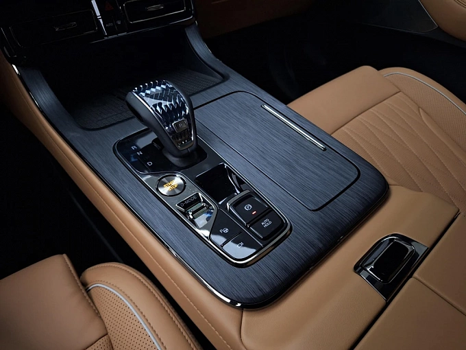 GS8 GX Premium 2.0 AT 4WD (231 л.с.) фото 15