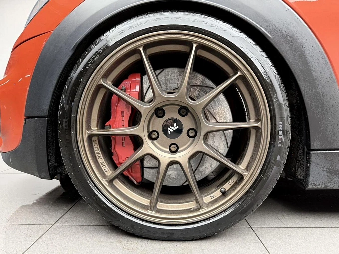 Hatch John Cooper Works JCW 2.0 AT (231 л.с.) фото 25
