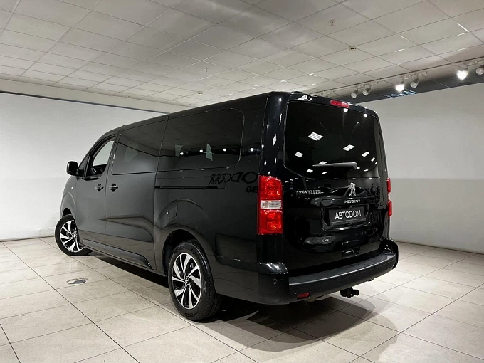 Traveller Business VIP 2.0d AT LWB (7 мест) (150 л.с.) фото 4