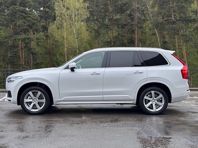 XC90 Momentum 2.0 AT 4WD (7 мест) (249 л.с.) фото 4