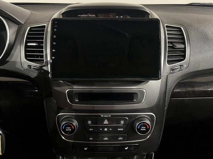 Sorento Luxe 2.4 AT (175 л.с.) фото 16