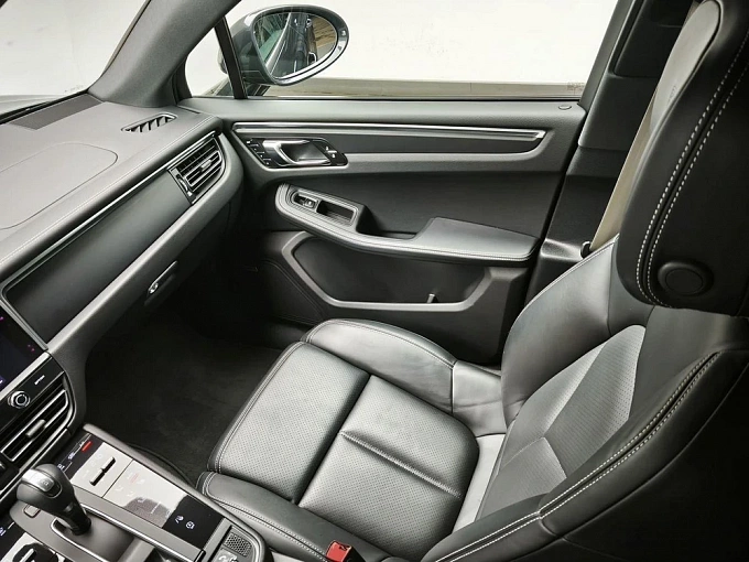 Macan Base 2.0 AMT 4WD (265 л.с.) фото 21