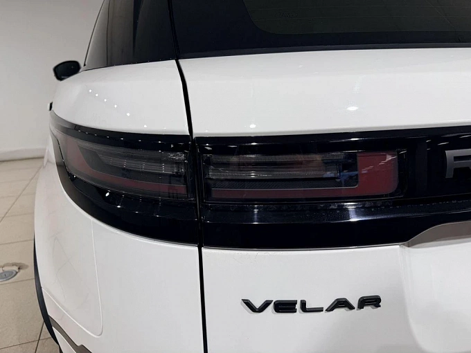 Range Rover Velar Dynamic SE 2.0 AT 4WD (250 л.с.) фото 16