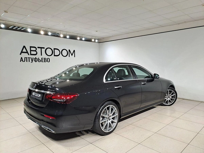 E-Класс Sport Plus 300 2.0d AT 4Matic (249 л.с) фото 2