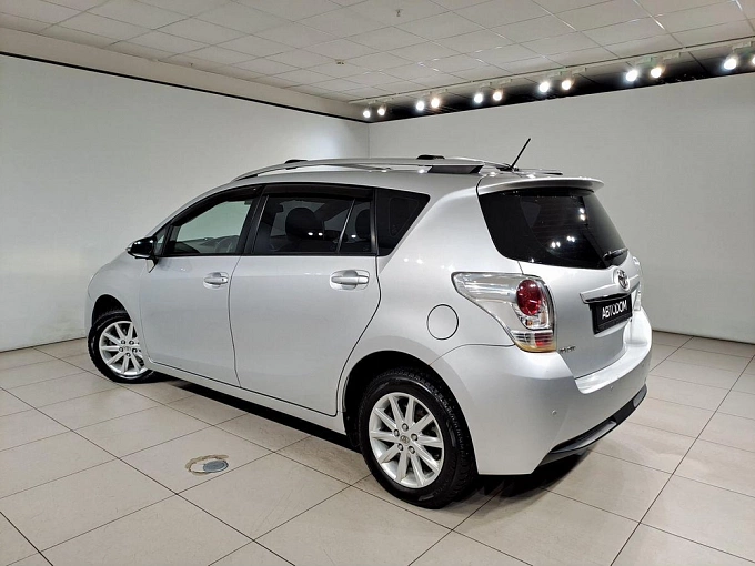 Verso Элеганс 1.8 CVT (147 л.с.) фото 7