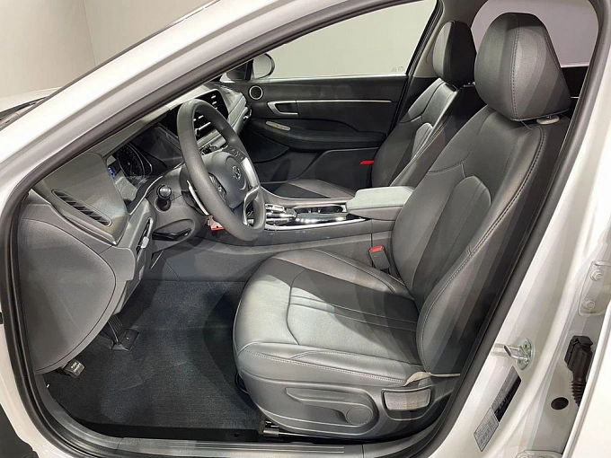 Sonata Elegance 2.5 AT (180 л.с.) фото 9